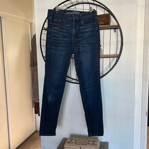 Cute dark blue jeans size 6